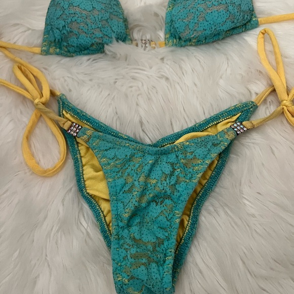 Peach buns Bikini set size S - Picture 4 of 7